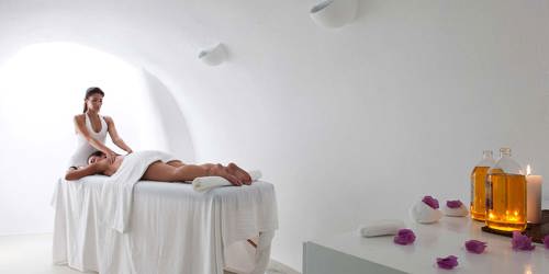 Notos Therme Spa in Santorini